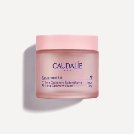 Pot de Crème Cachemire Redensifiante Caudalie Resveratrol-Lift pour usage de jour.