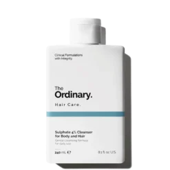 Flacon de 240 ml du nettoyant Sulfate 4% The Ordinary pour le corps et les cheveux.