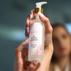 BIOSKIN GEL NETTOYANT ECLAIRCISSANT A BASE D'ALOE VERA 200 ML