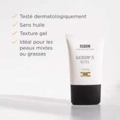 Tube de gel ISDIN Glicoisdin 25 Intense, idéal pour les peaux mixtes ou grasses.