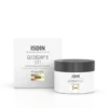 Boîte et pot de la crème Glicoisdin 8 Soft d'ISDIN avec effet peeling visible.