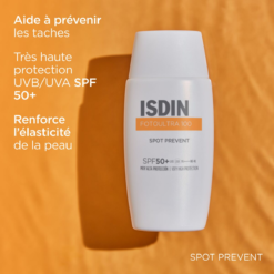 Crème solaire ISDIN Fotoultra 100 Spot Prevent sur un fond orange.